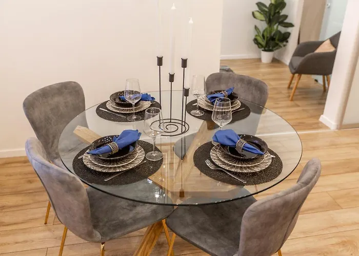Stylish Luxury Apartment By Anna