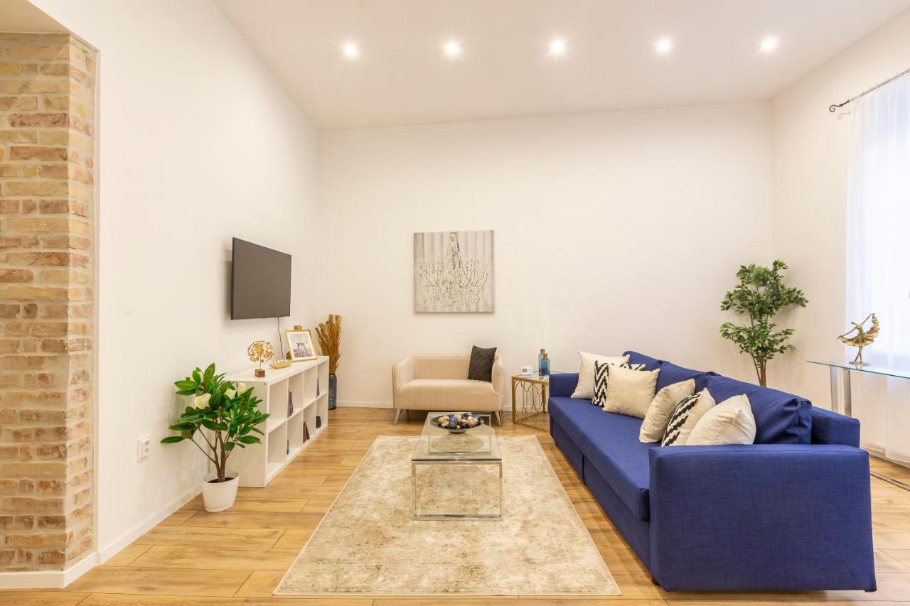 Stylish Luxury By Anna Apartmán *