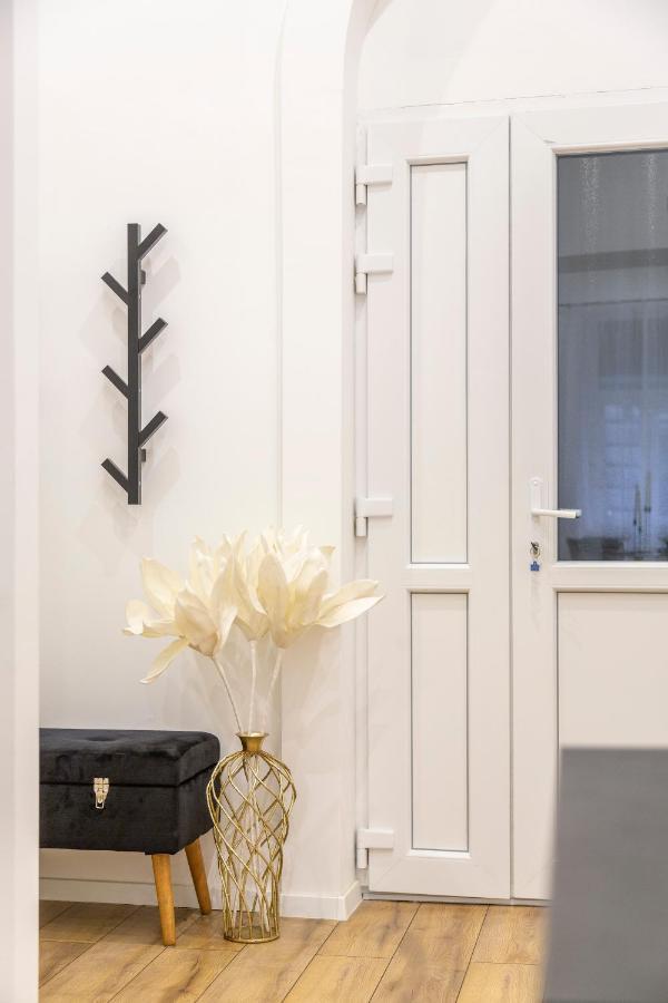 Stylish Luxury By Anna Apartmán *